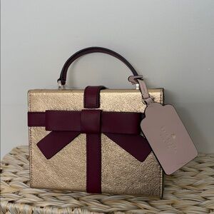 Kate Spade Wrapping Party Gift Box Crossbody